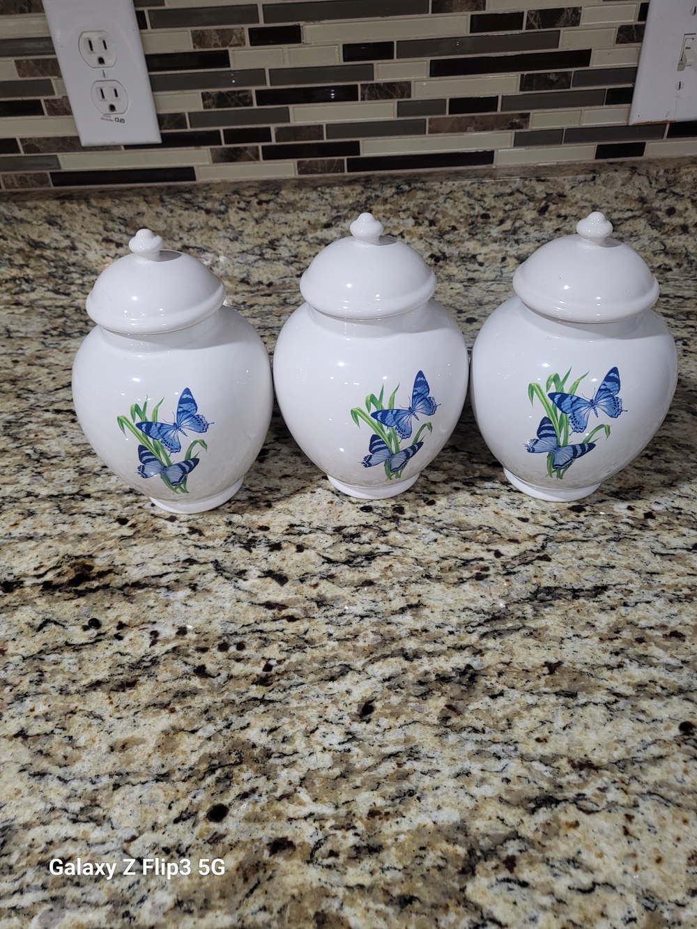 Vintage FTD Ceramic Ginger Jar with Lid – Blue Butterfly Motif Set Of 3 - Picture 2 of 14